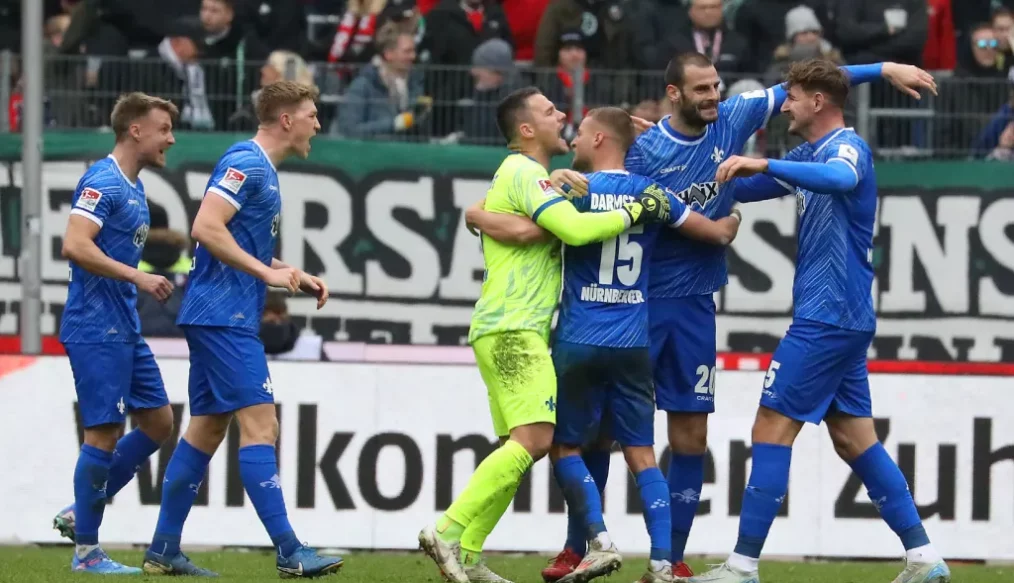 Darmstadt fait chuter le leader Hannover 96