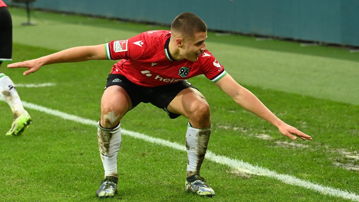 Hannover 96 remonte le SSV Ulm et n’est plus qu’à un point du leader !