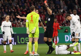 Deux matchs de suspensions pour Manuel Neuer !