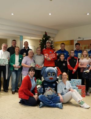 Joie et générosité : le SC Paderborn au chevet des petits patients pour Noël