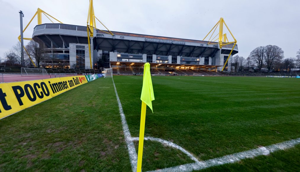 Julian Hettwer (Borussia Dortmund II) en puissance contre le VfB Stuttgart II !