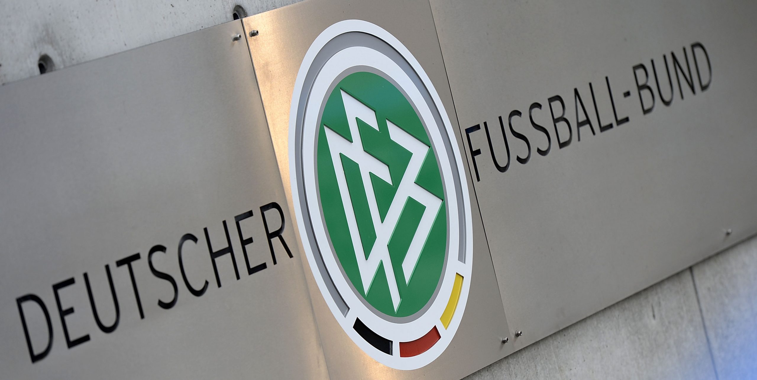 Le DFB sanctionne le coach des gardiens de Saarbrücken et le directeur sportif de Munich 1860