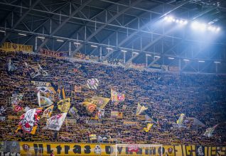 VIDEO : Le Dynamo Dresden reste leader de la 3.Liga en s’imposant face au Waldhof Mannheim !