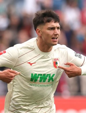 Yusuf Kabadayi stoppé net : l’étoile montante du FC Augsburg éloignée des terrains !