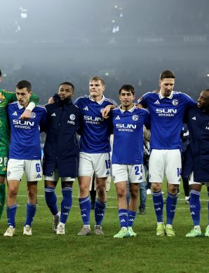 Victoire précieuse pour le FC Schalke 04 contre le leader de la 2.Bundesliga