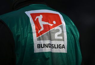 Deux penalties, six buts : Karlsruhe fait exploser Regensburg !