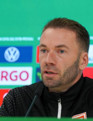 L’entraineur de Regensburg le promet. Le SSV fera tout pour battre le VfB Stuttgart en DFB Pokal ce mardi !