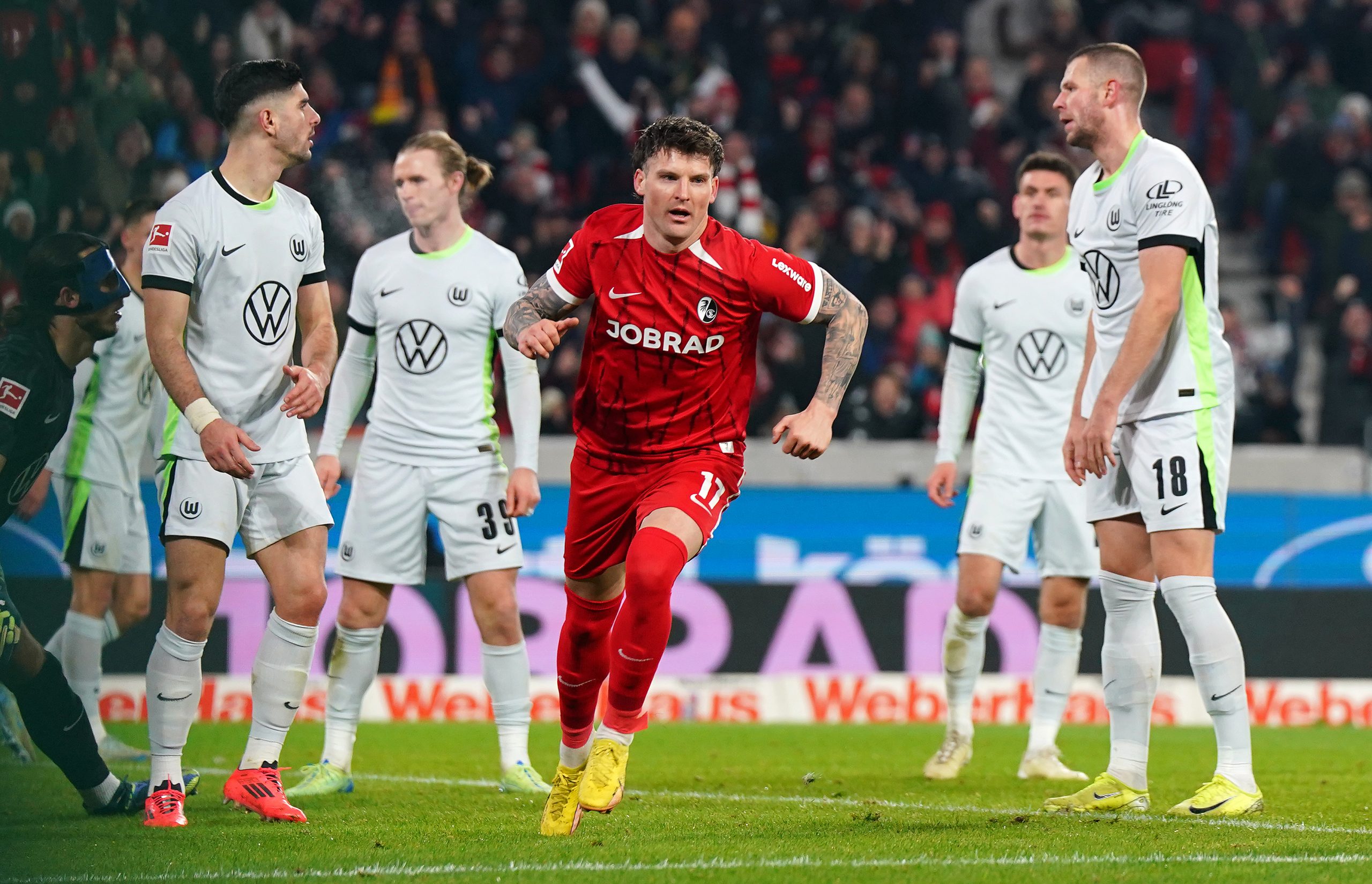 VIDEO : Freiburg frôle la catastrophe mais s’impose face à Wolfsburg !
