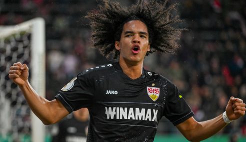 Le VfB Stuttgart bat le SSV Jahn Regensburg et file en quart de finale !