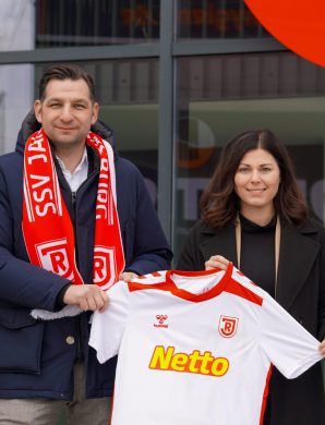 Le SSV Jahn Regensburg prolonge son partenariat avec Optima GmbH !