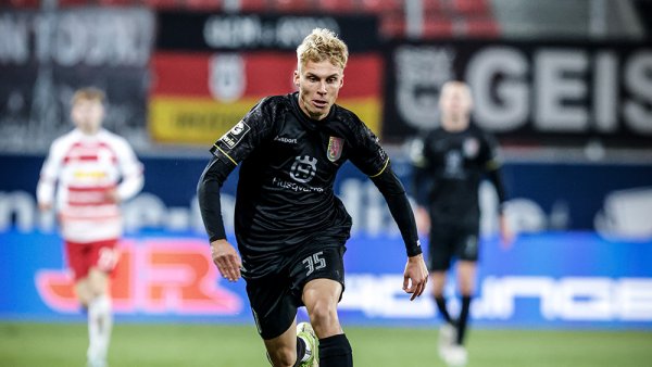 OFFICIEL : Le SSV Ulm prête Julian Kudala au FC Schweinfurt 05