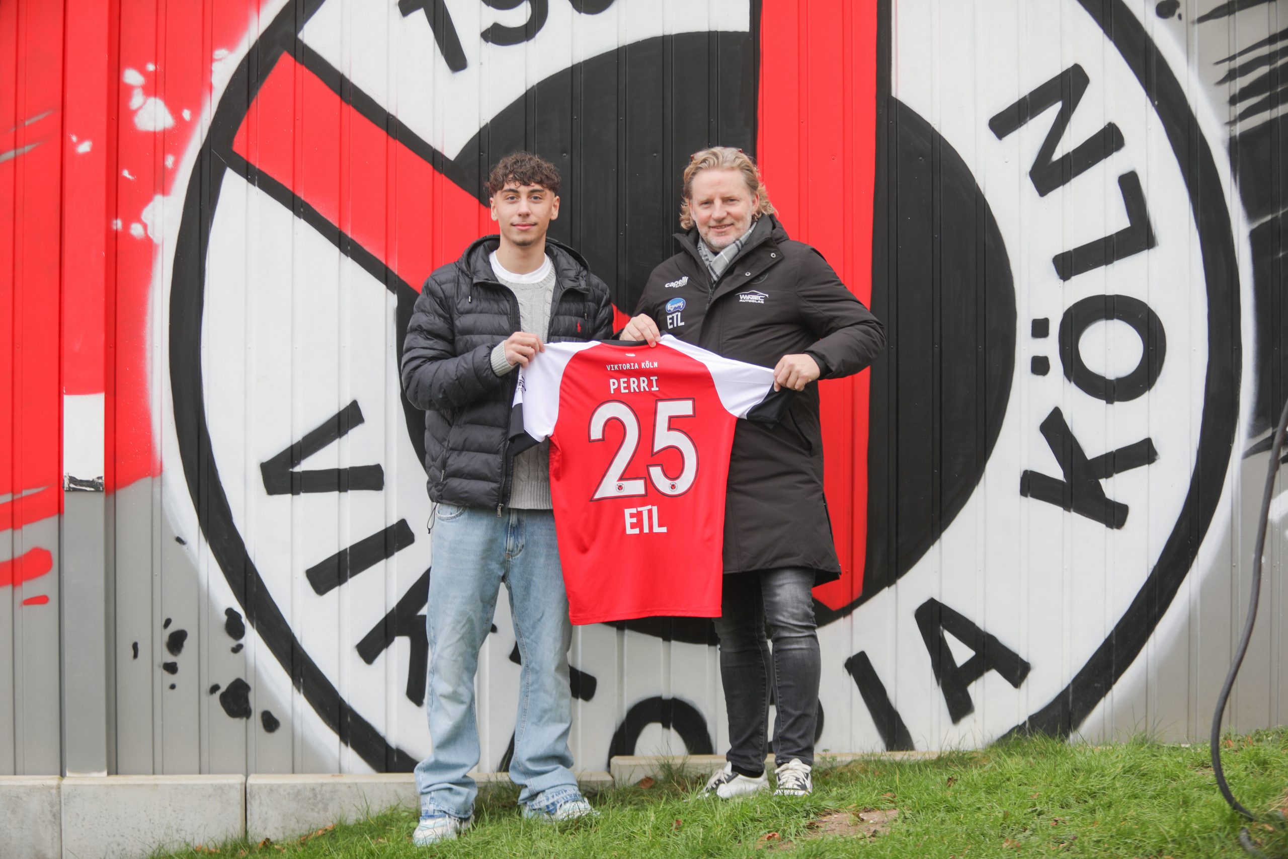 OFFICIEL : Diego Perri (17 ans) signe son premier contrat professionnel avec le Viktoria Köln