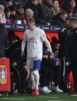 Jonathan Burkardt contraint au repos suite à sa blessure contre le Bayer Leverkusen !