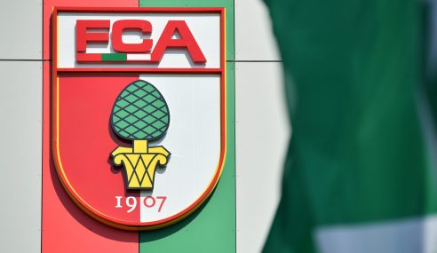 Le FC Augsburg envisagerait de recruter Lennard Maloney (Heidenheim) et Marcel Lotka (Borussia Dortmund)