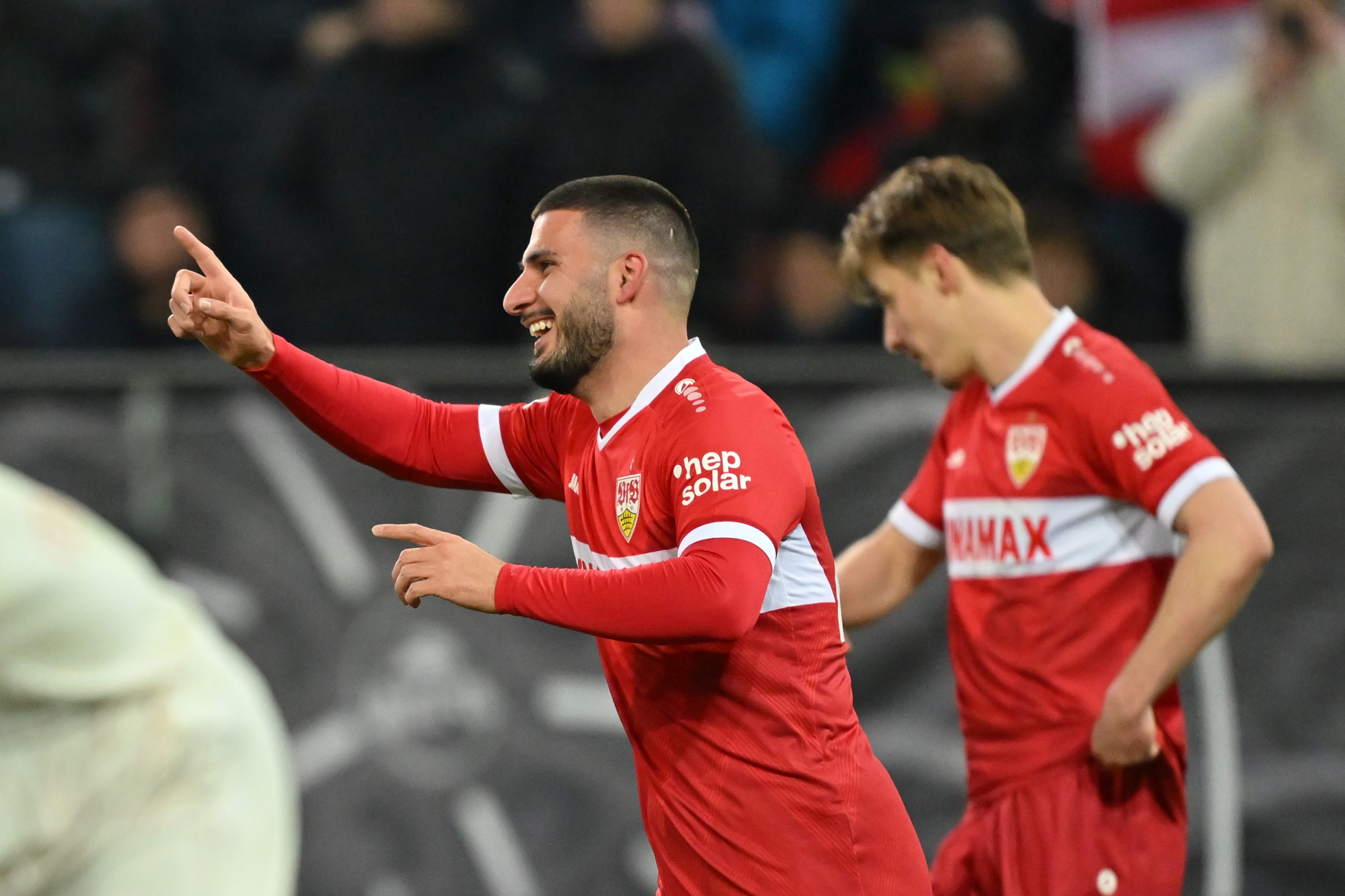 Undav de retour, le VfB Stuttgart s’impose à Augsburg !
