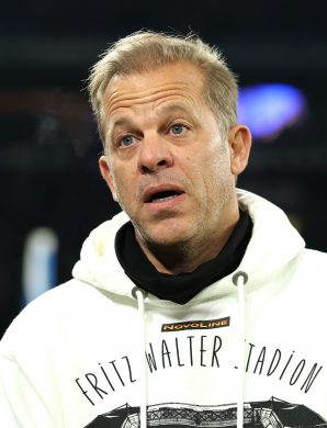 « Il était KO, personne ne savait ce qui lui était arrivé. Il aurait pu avaler sa langue. » Markus Anfang allume l’arbitrage, la DFB répond !