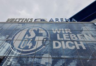 La recherche du nouveau directeur sportif du FC Schalke 04 se précise