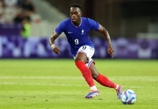 L’Eintracht Frankfurt étudie la piste Arnaud Kalimuendo !