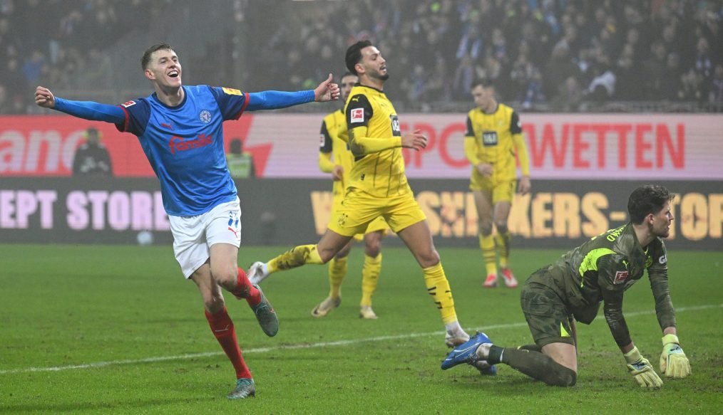 Le Borussia Dortmund coule à Kiel !