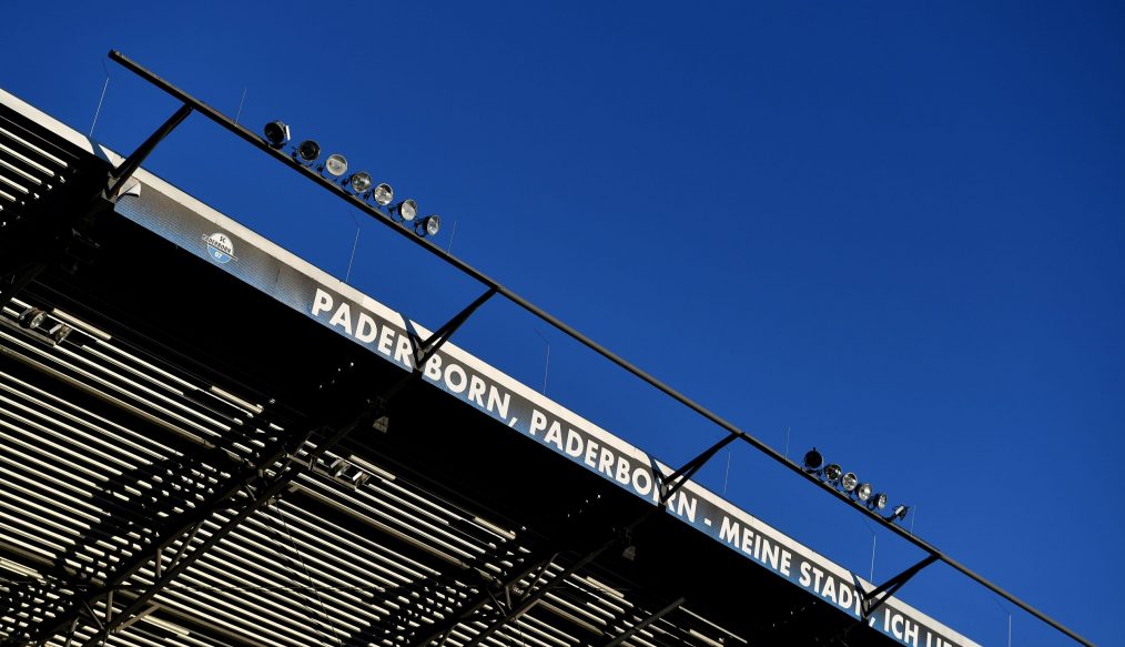 Le SC Paderborn remet plus de 90 cadeaux à des enfants dans le besoin