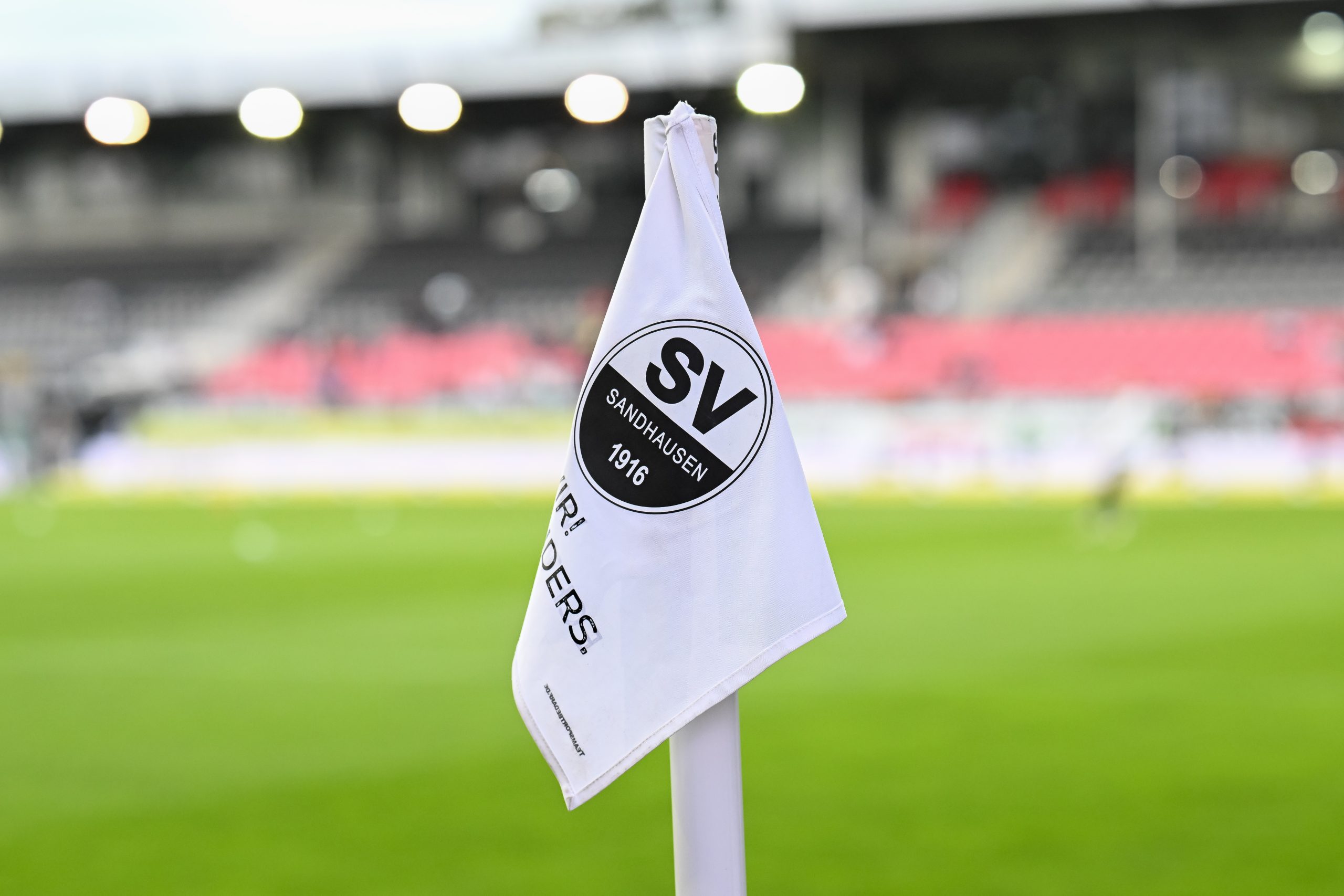 Après deux jours de collaboration, le SV Sandhausen et Bernd Nehrig se séparent !