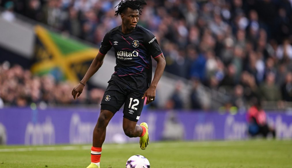 Issa Kaboré (Manchester City) en route pour le Werder Bremen !