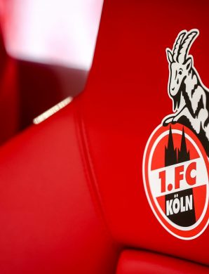 Le 1.FC Köln retrouvera Adidas en 2026 : fin anticipée du contrat avec Hummel !
