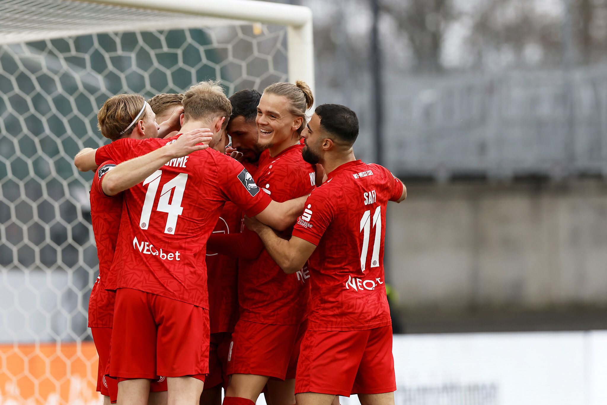 VIDEO : Le Rot-Weiss Essen met fin à l’incroyable série du FC Ingolstadt !