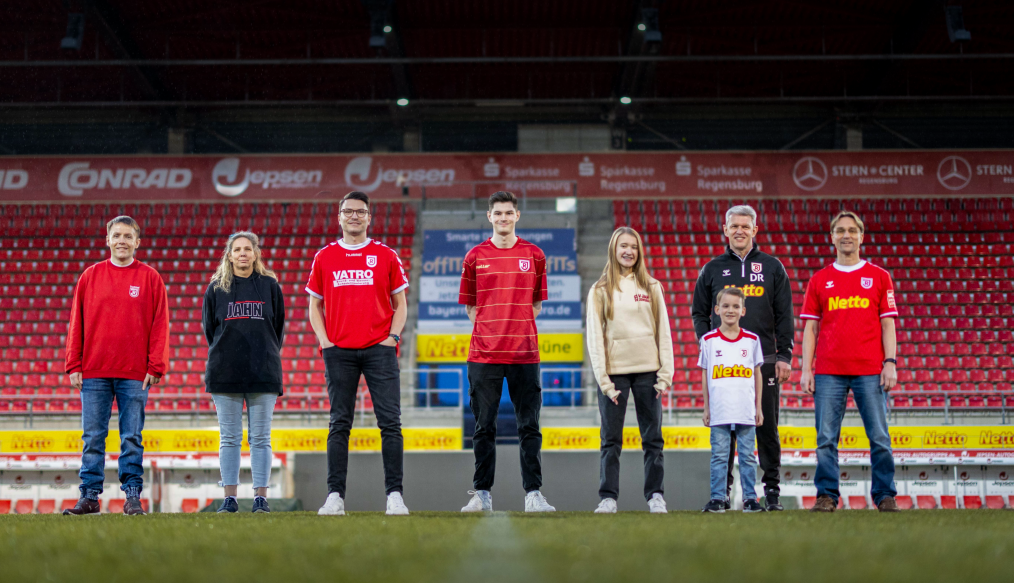 Avantages exclusifs, cadeaux et événements : Le SSV Jahn Regensburg lance une campagne historique pour les10 ans de son stade !