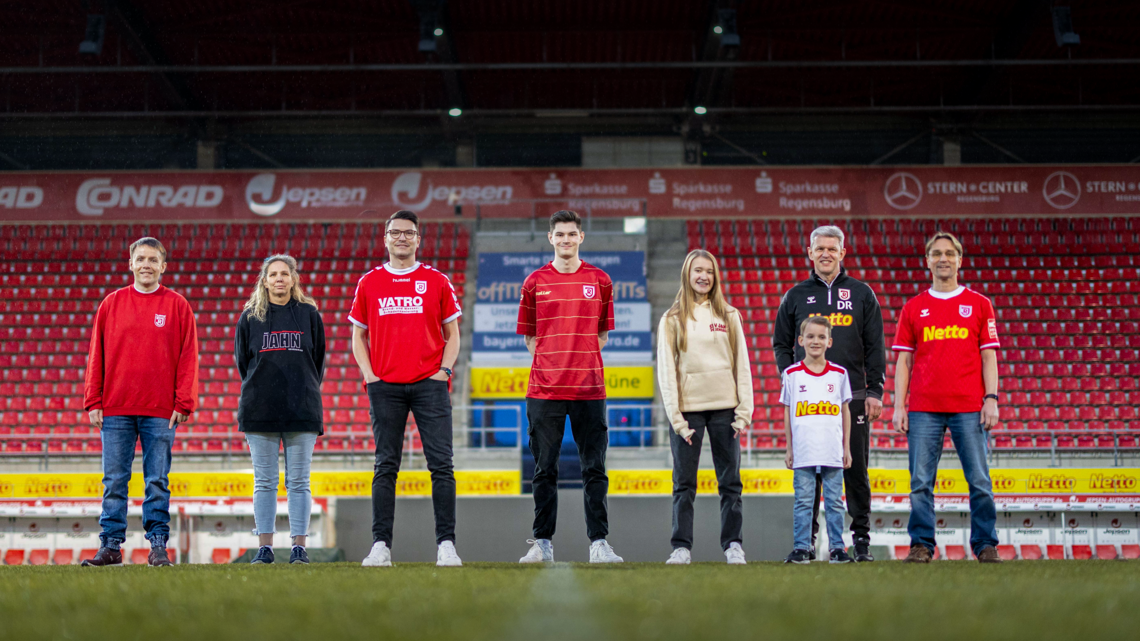 Avantages exclusifs, cadeaux et événements : Le SSV Jahn Regensburg lance une campagne historique pour les10 ans de son stade !