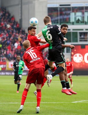 Festival d’occasions, zéro but : Kaiserslautern et Hannover 96 se quittent dos à dos !