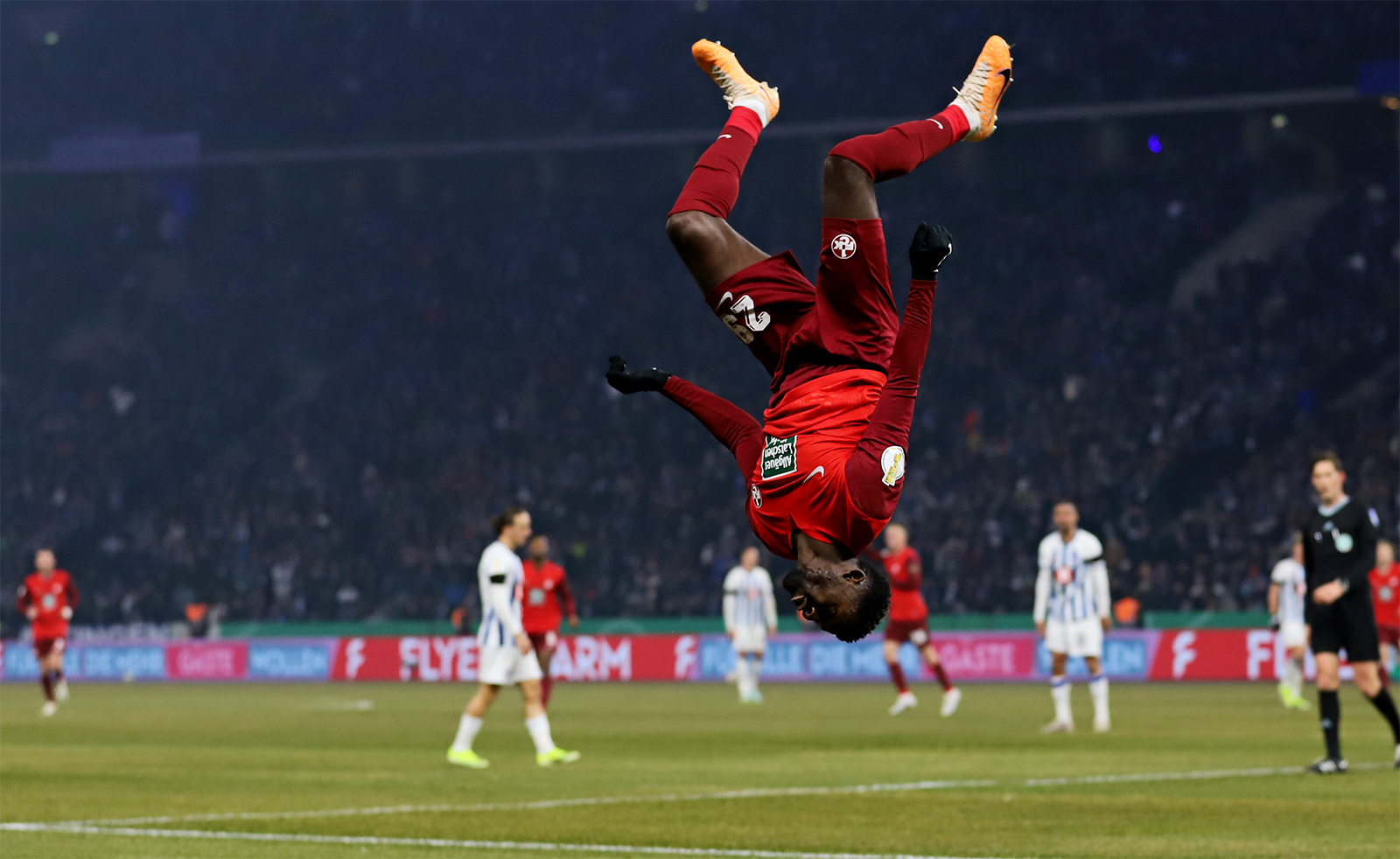 OFFICIEL : Kaiserslautern prête Richmond Tachie à l’Eintracht Braunschweig !