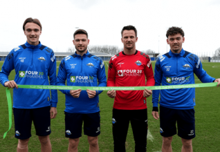 Un ruban vert pour une cause noble : le SC Paderborn en soutien aux enfants malades
