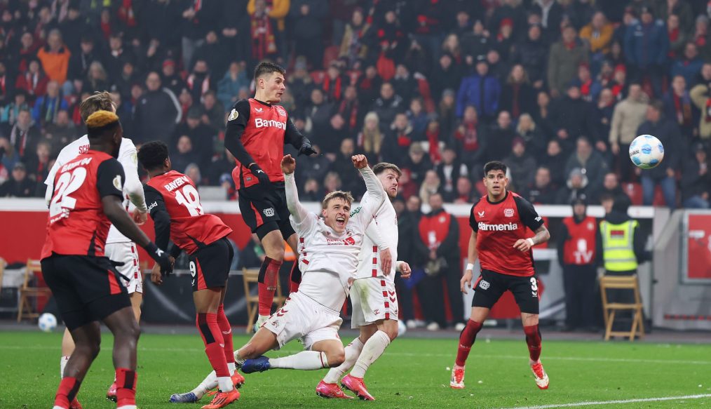 Leverkusen brise les rêves de Köln dans un derby incroyable !