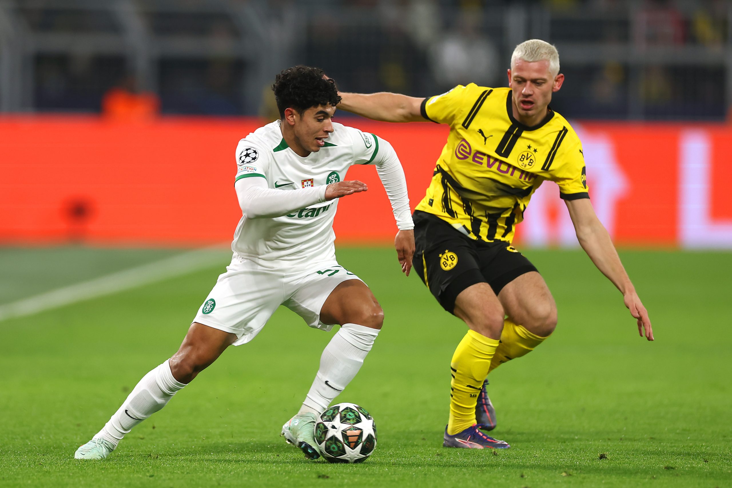 Dortmund gère tranquillement et valide son ticket pour les huitièmes !