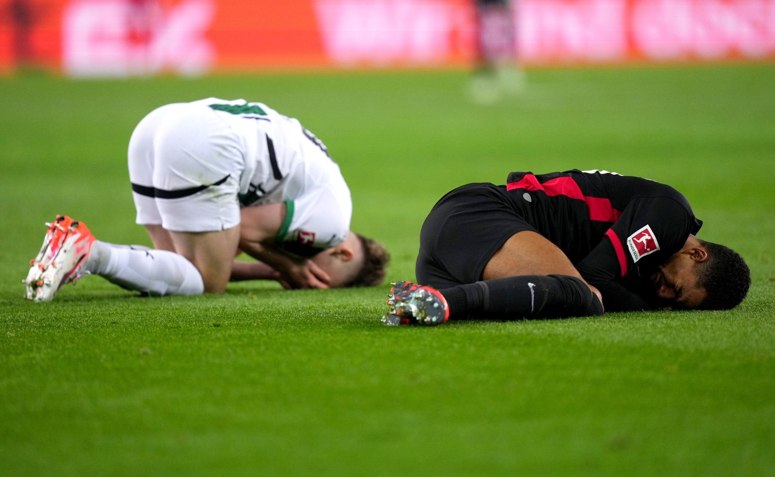 VIDEO : L’Eintracht pousse mais ne trouve pas la faille face au Borussia Mönchengladbach !