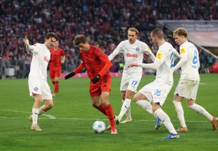 Le Bayern frôle la catastrophe : de 4-0 à 4-3, Kiel sème la panique à l’Allianz Arena ! (VIDEO)