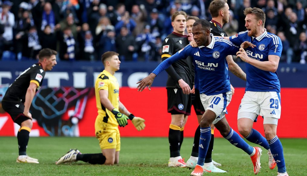 Ba en héros, Schalke assure contre Karlsruhe !