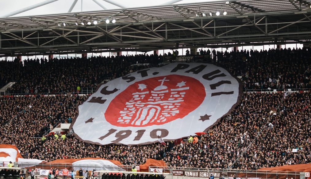 Le modèle Sankt Pauli fait ses preuves, le club achète son stade grâce à sa coopérative !