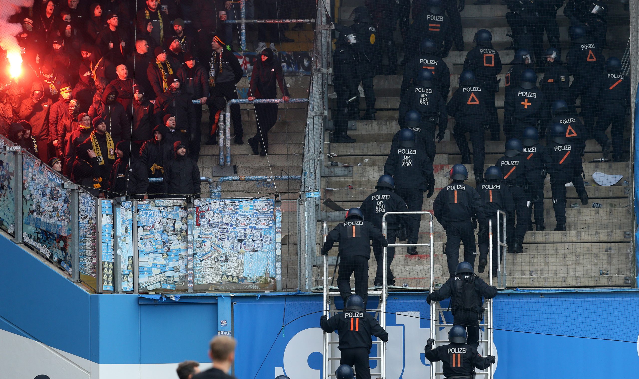 Annulation du match Unterhaching – Rostock : une décision indépendante des violences du dernier week-end