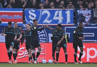 VIDEO : Leverkusen poursuit sa course-poursuite avec le Bayern en s’imposant à Kiel !