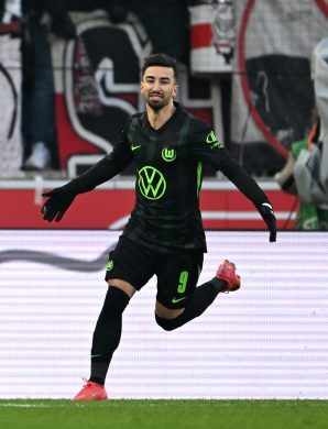 Un penalty qui fait débat ? Wolfsburg arrache la victoire face au VfB Stuttgart !