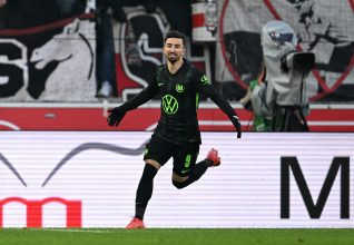 Un penalty qui fait débat ? Wolfsburg arrache la victoire face au VfB Stuttgart !