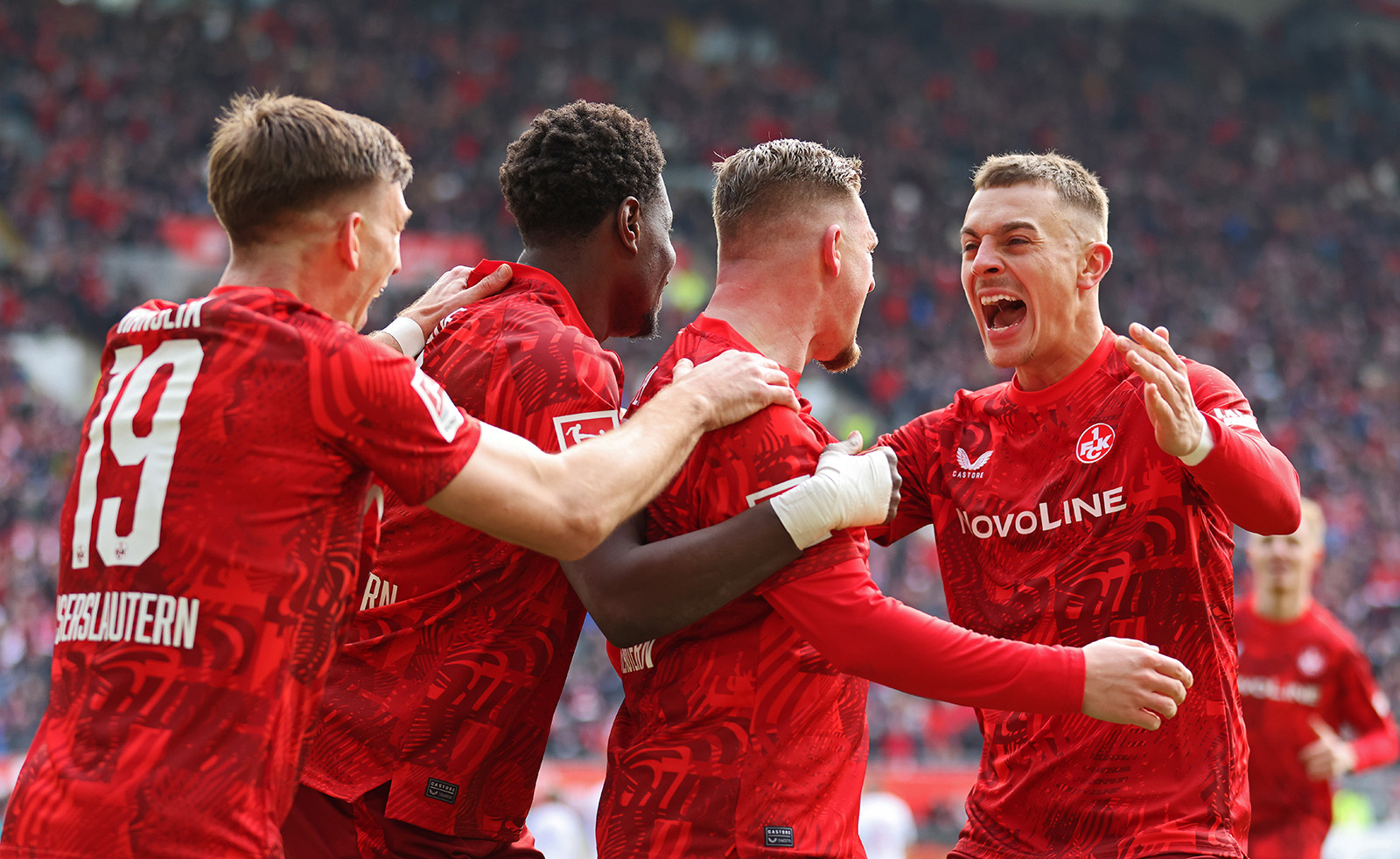 Ache et Ritter en feu : Kaiserslautern écrase Regensburg !