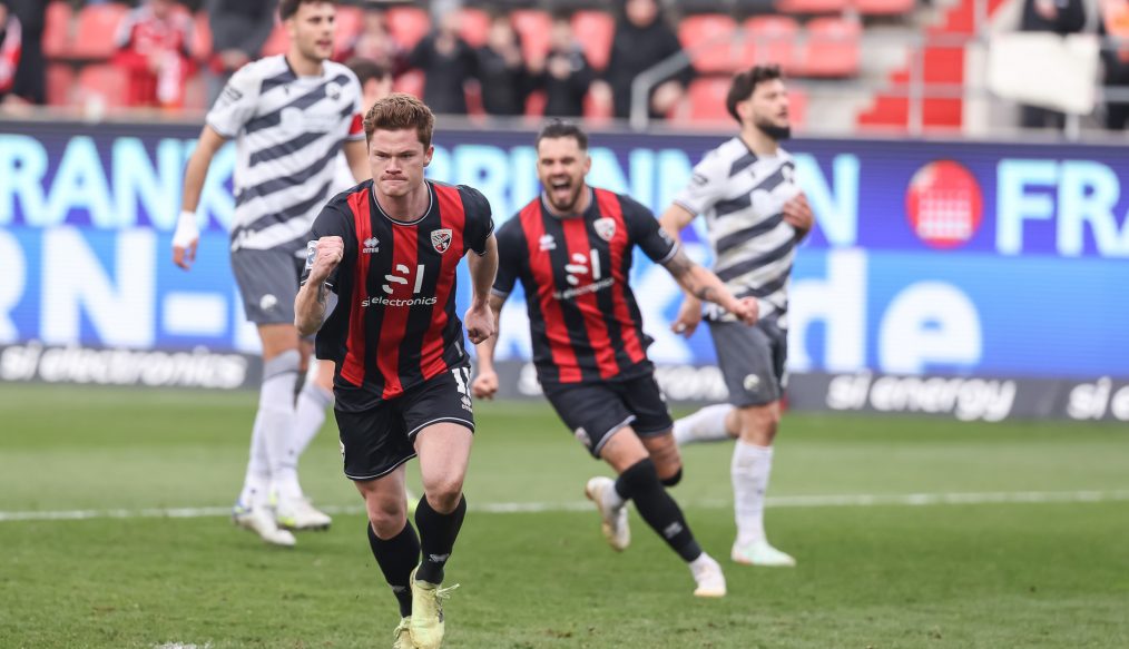 VIDEO : Ingolstadt arrache la victoire grâce à un penalty décisif et reste dans la course à la montée !