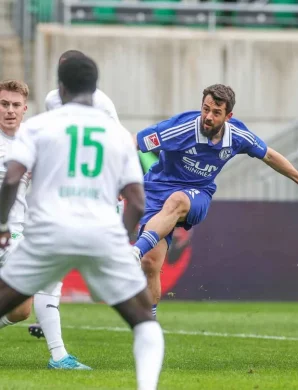 Schalke 04 revient de nulle et arrache l’égalisation à la dernière seconde face à Greuther Fürth !