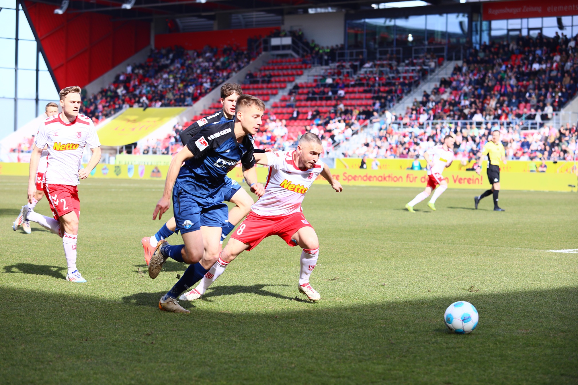 Paderborn bute sur Regensburg et manque le podium !