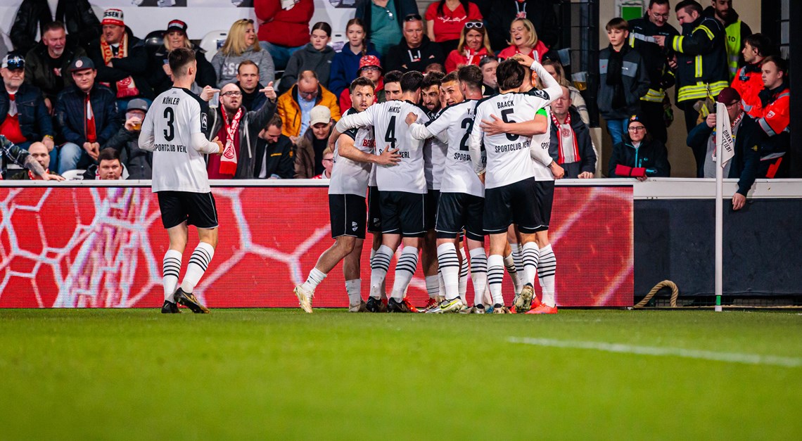 [VIDEO] Le SC Verl se donne les moyens d’y croire encore en battant le RW Essen !