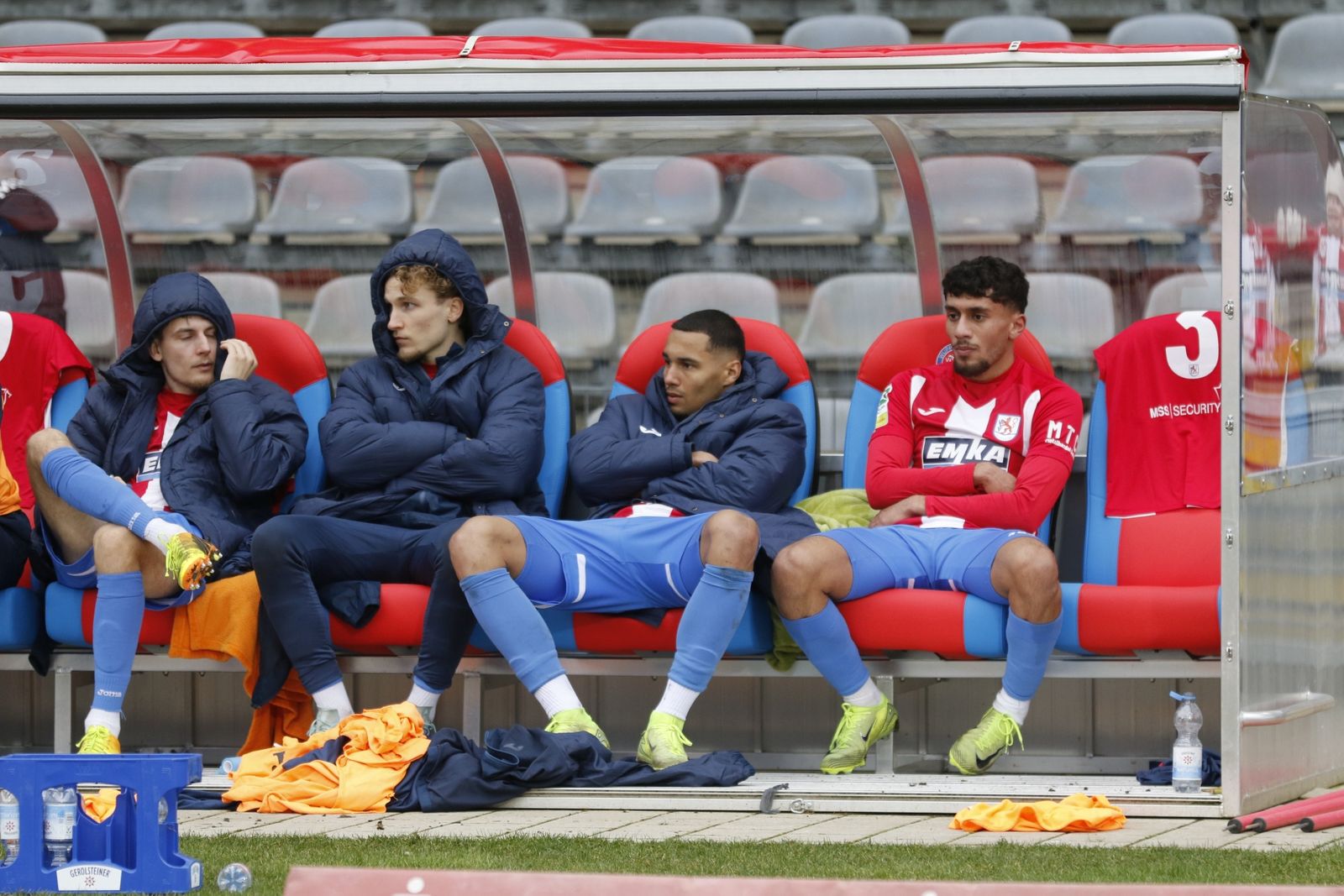 Huit matchs sans victoire : un club historique Allemand en grand danger !