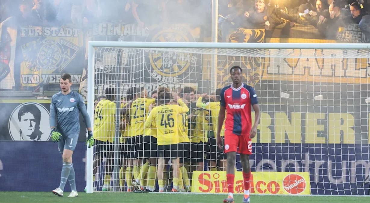 VIDEO : Tifos, Pyroshow et précieuse victoire du TSV Alemannia Aachen face à Rostock !